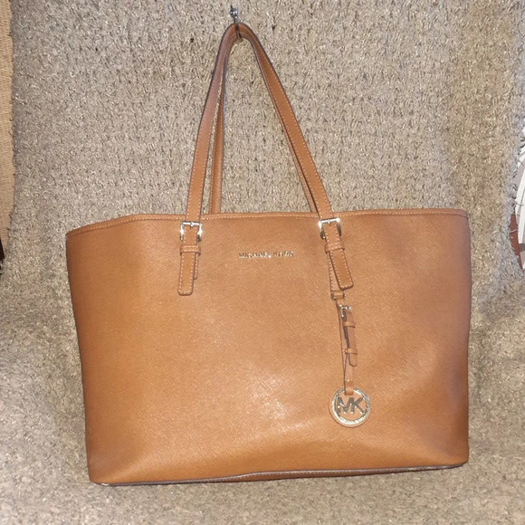 MICHAEL KORS-Jet Set-Large Saffiano Leather Travel Tote-Luggage Brown-Excellent - Picture 1 of 15